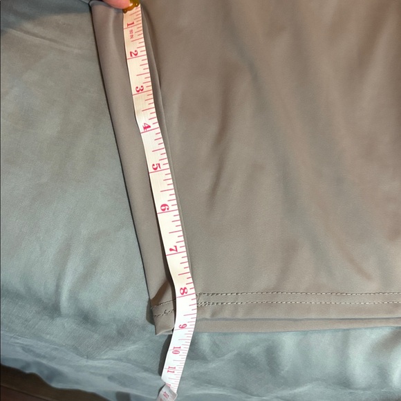 ON Men's Gray Athletic Shorts XXL - Picture 5 of 6